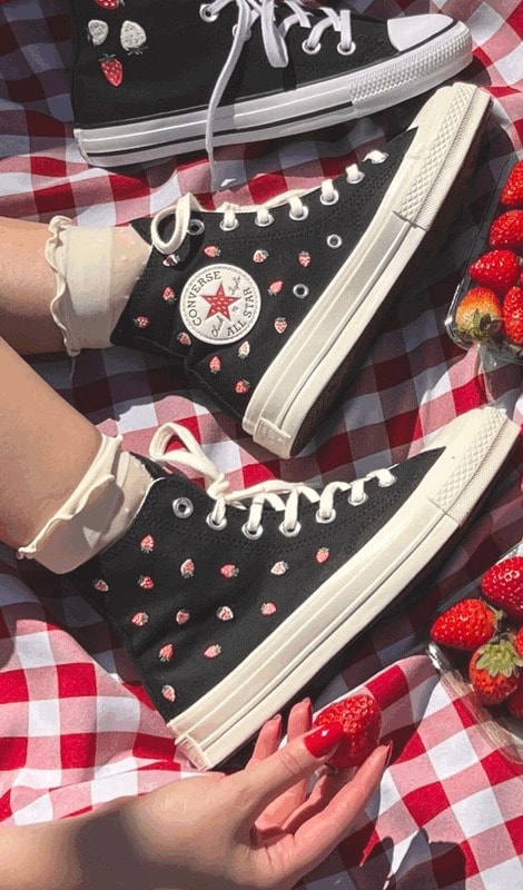 CHUCK 70