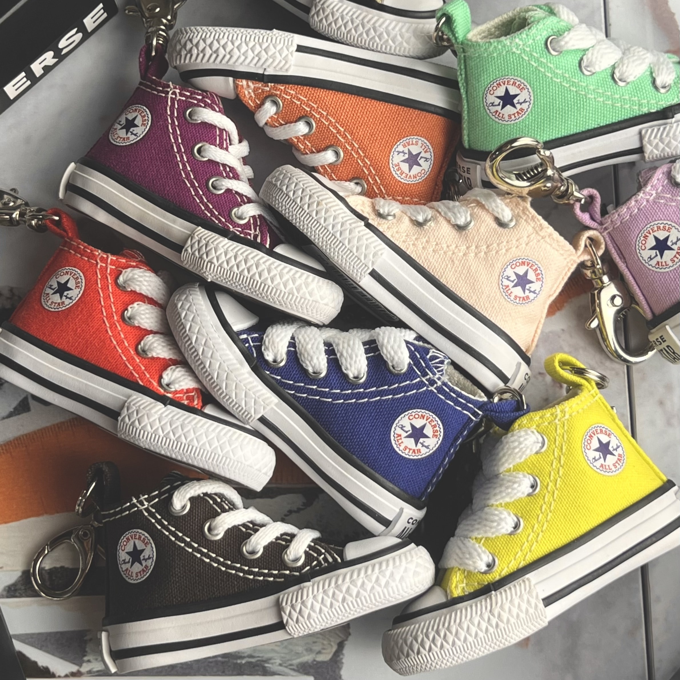 Chaveiro Converse Chuck Taylor All Star Salmao Claro Chav0003