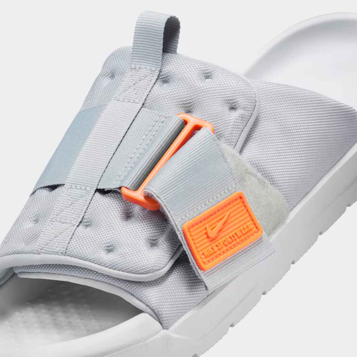 Chinelo Nike Asuna Cinza Branco Fb21830002 SNEAKERS