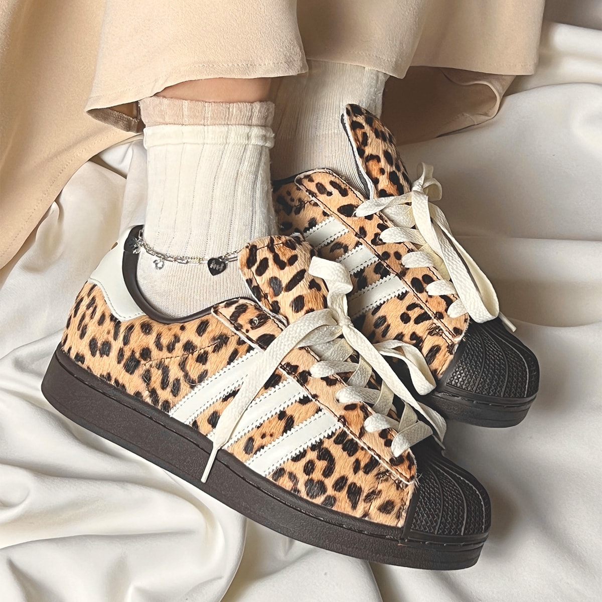 Tênis Adidas Superstar II Leopard Dark Brown Ivory Ki4203 | Espaço