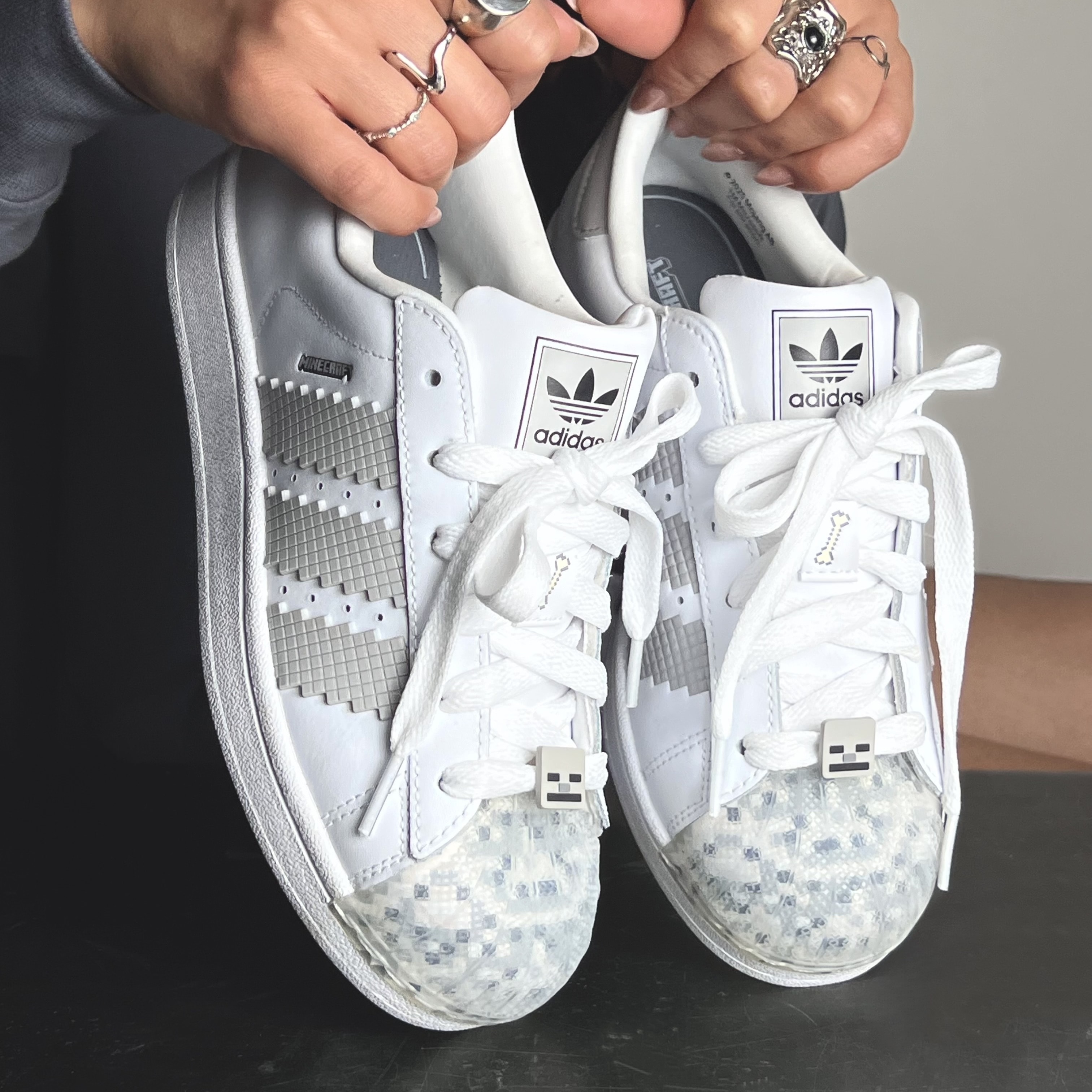 Tênis Adidas Superstar II X Minecraft Branco Cinza Jp8082 | Espaço