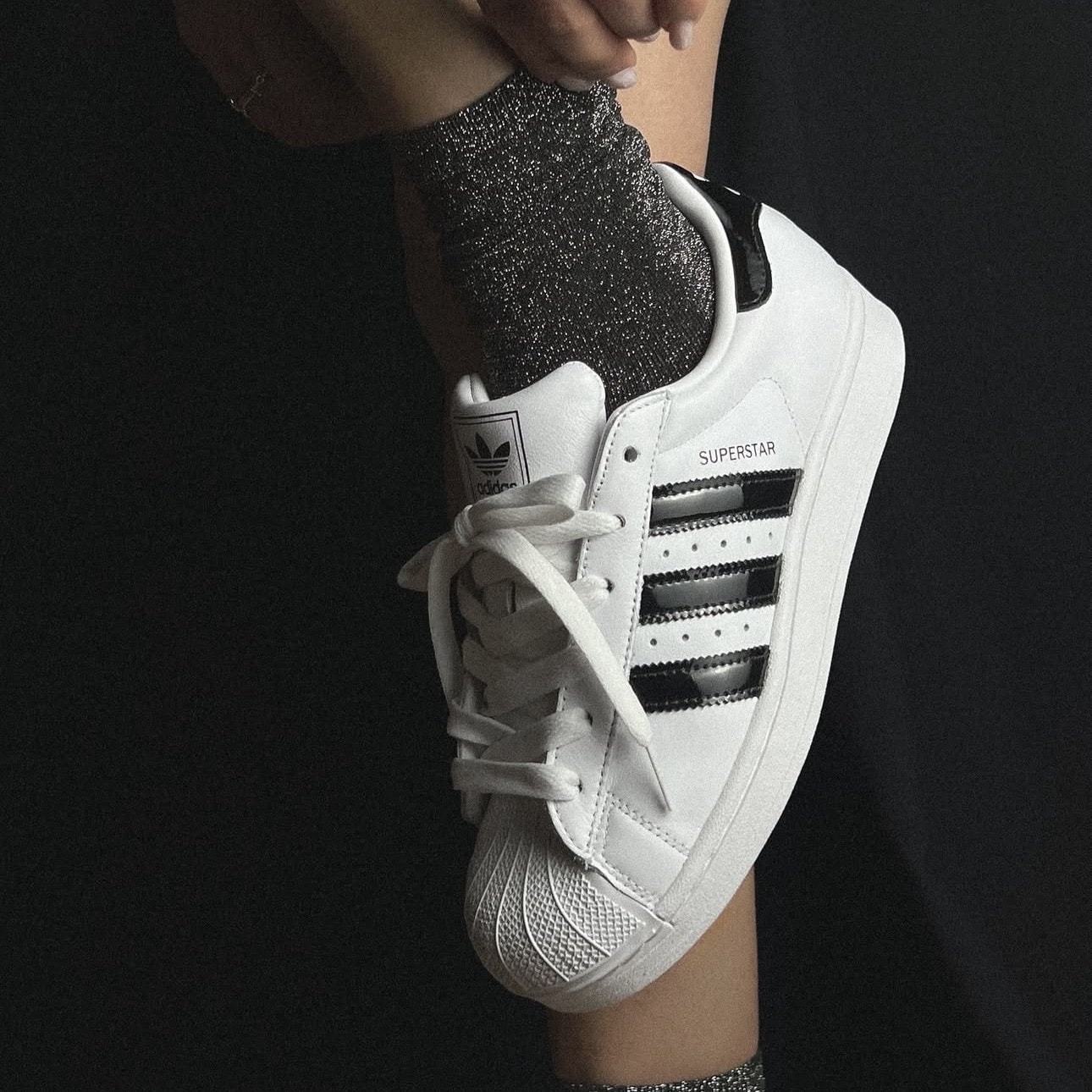 Tênis Adidas X Jeremy Scott Superstar II Branco Preto Jr3584