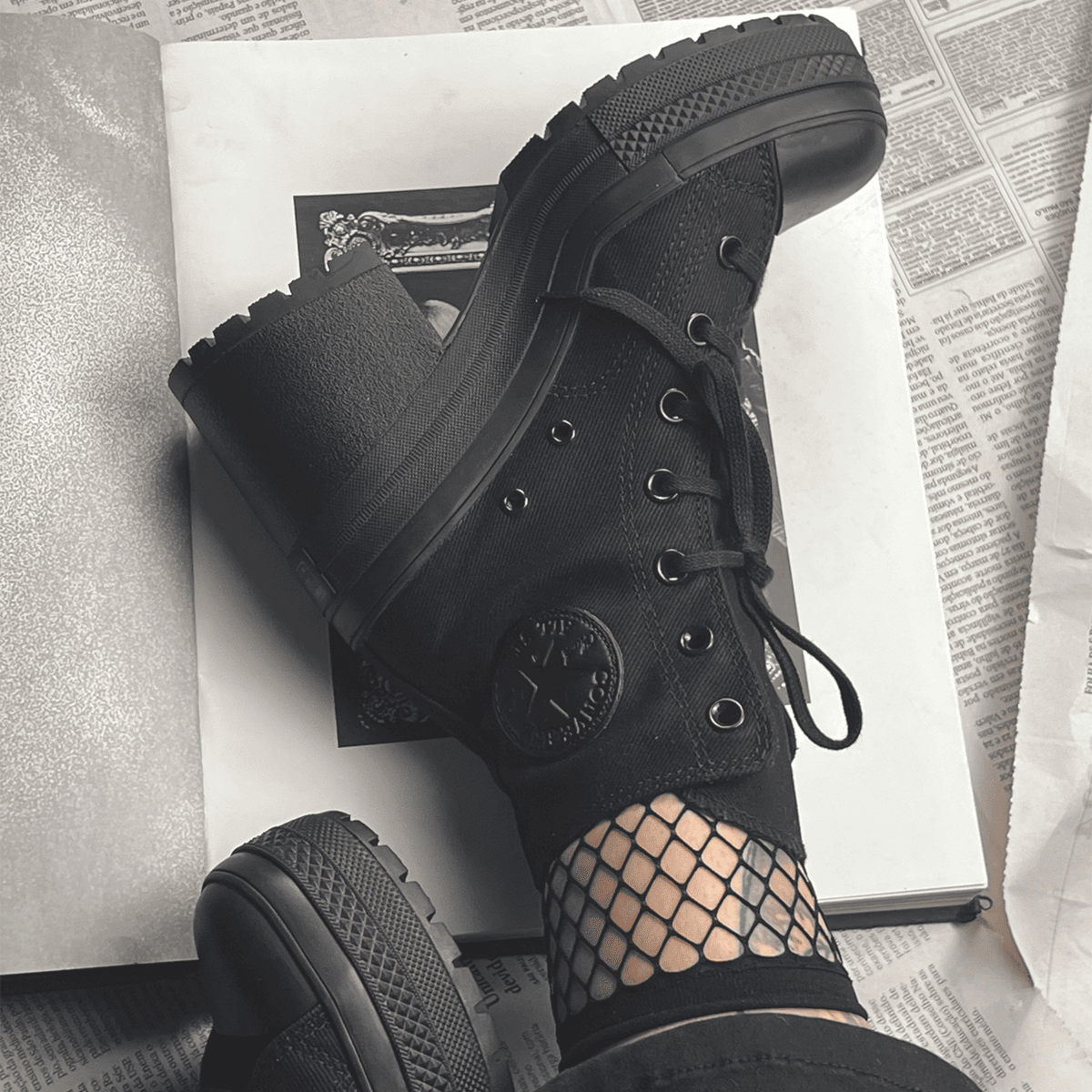 Tênis Converse Chuck 70 de Luxe Heel Black Black A06899c | Espaço