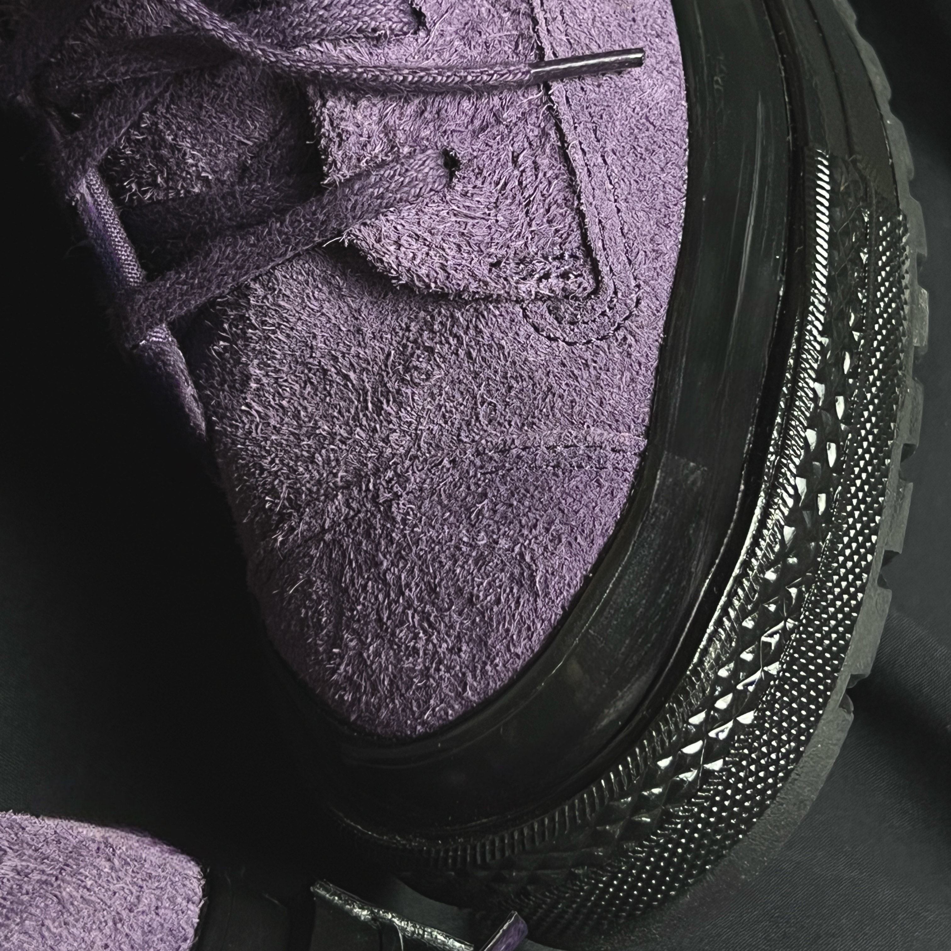 Tênis Converse Chuck 70 National Mid Suede+ Raisin A14670c