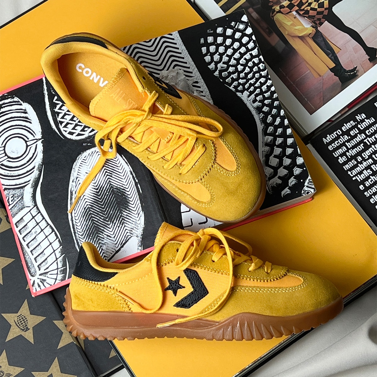 Tênis Converse Run Star Trainer Seasonal Amarelo Laranja Preto OX