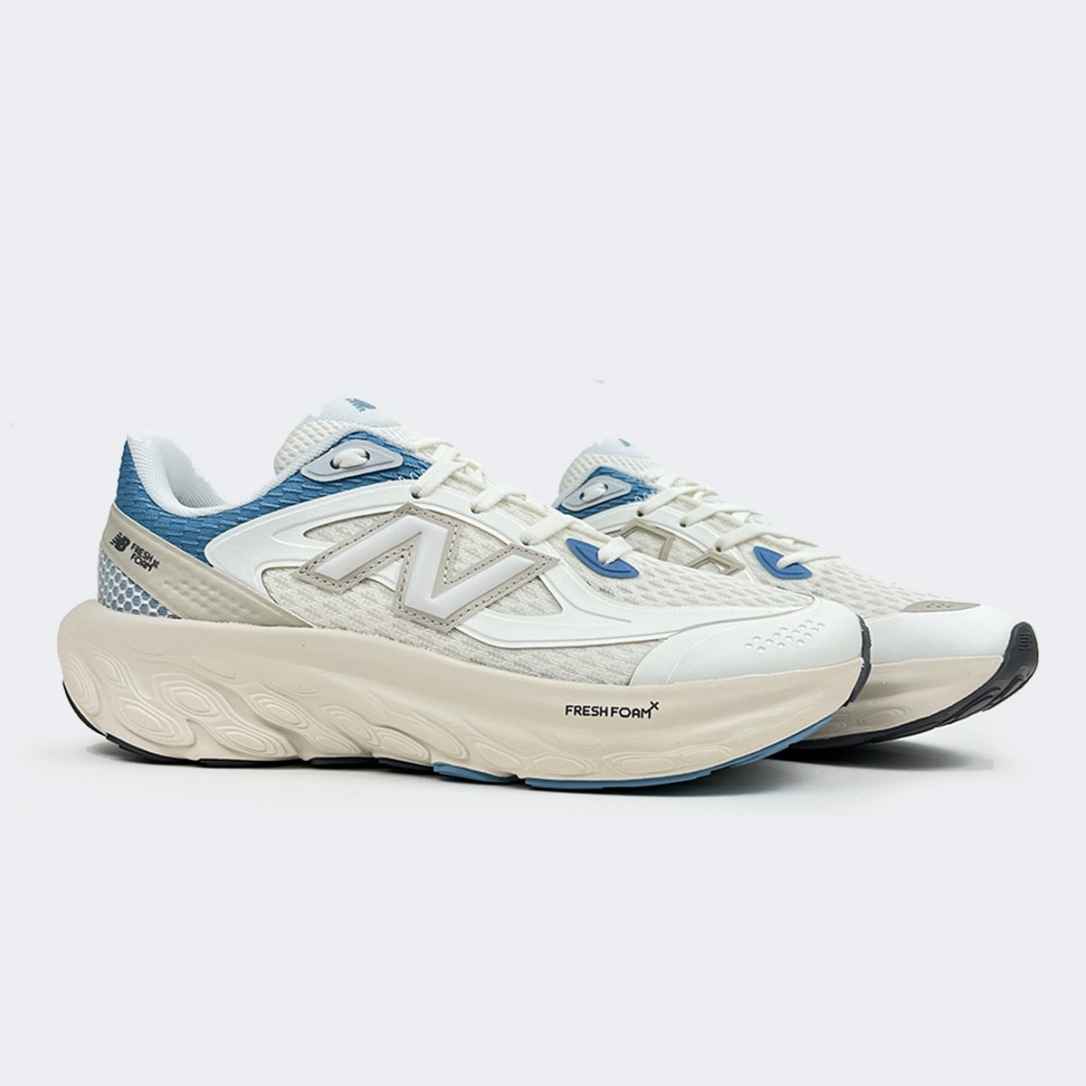 Tênis New Balance Fresh Foam Trainer Bege Azul Utrneb | Espaço.con