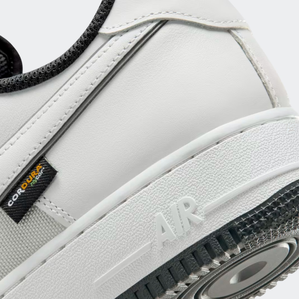 Tênis Nike Air Force 1 '07 Lv8 Branco Chumbo Im6001-121 | Espaço