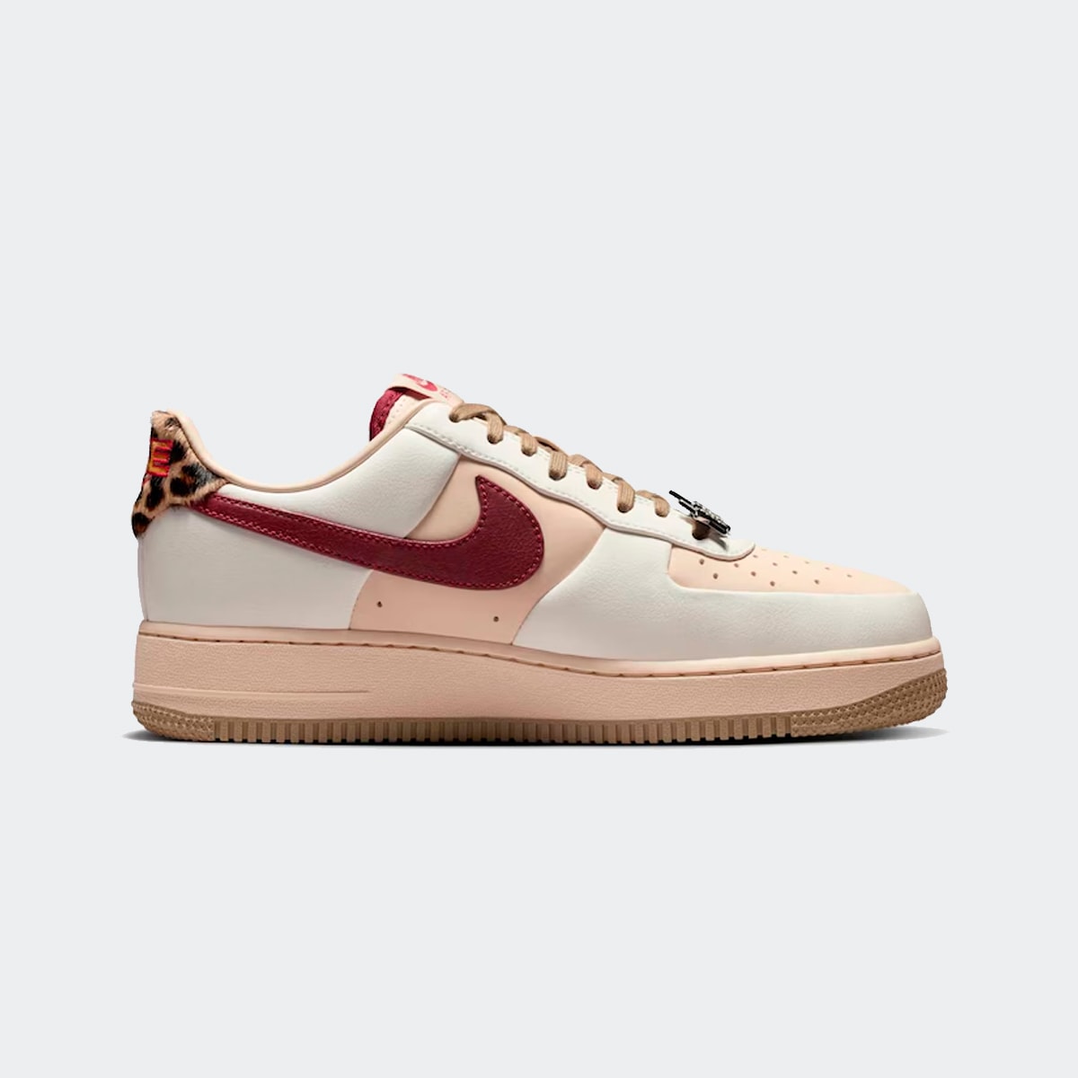 Tênis Nike Air Force 1 07 Pearl White Leopard Im7510-262 | Espaço
