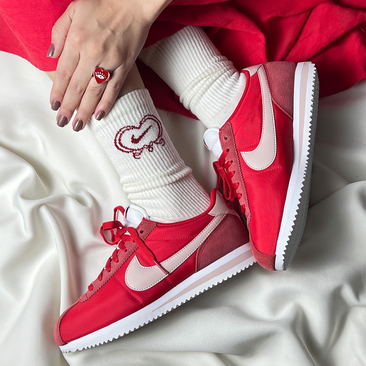 Tênis Nike Cortez Vermelho Dz2795-606 | Espaço.con SNEAKERS & Co.