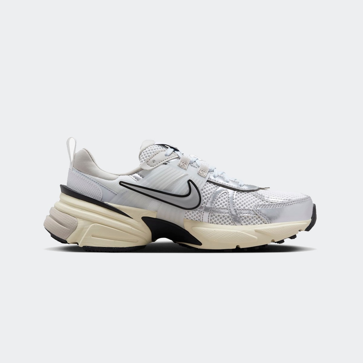 Tênis Nike V2k Run Summit White Metallic Silver Fd0736-100
