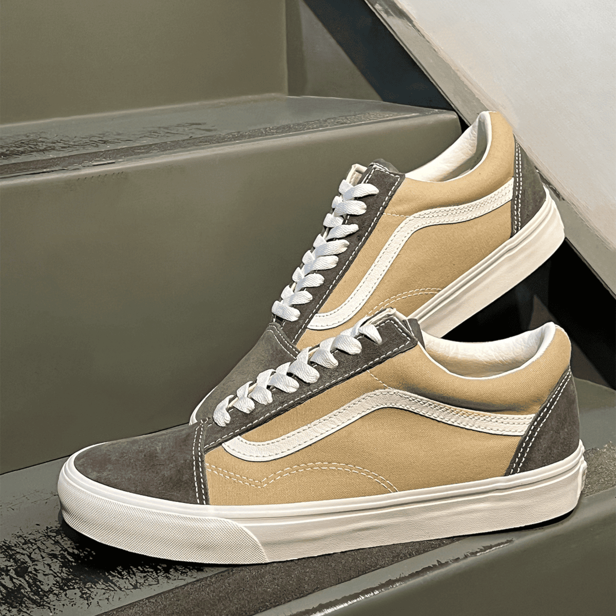 Tênis Vans Old Skool Brown Vn000ct8bro | Espaço.con SNEAKERS & Co.